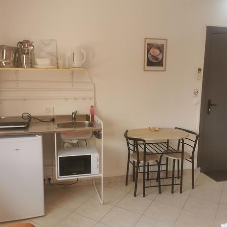 Appartement 4 , Disneyland - Parking Gratuit - Maison Des Platanes Meaux Εξωτερικό φωτογραφία